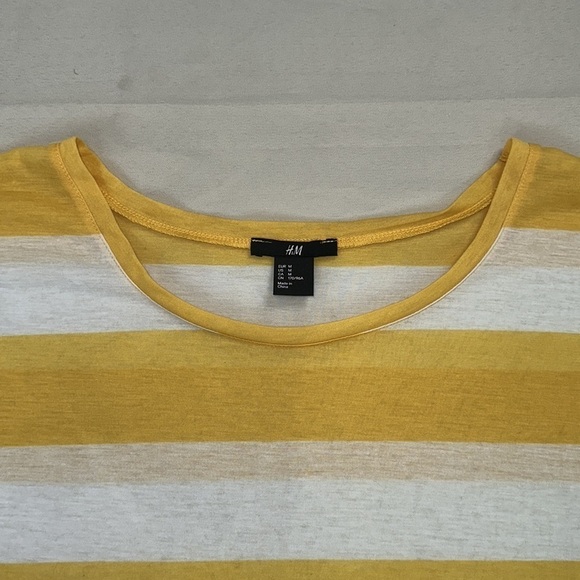 H&M Yellow and White Wide Striped Crop Top - Picture 6 of 12